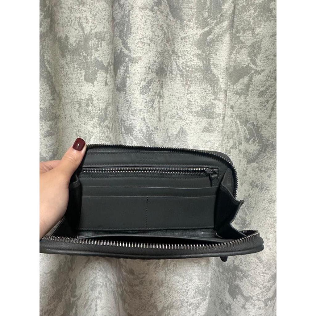 Used Bottega Veneta Intrecciato Round Zip Long Wallet - Excellent Condition