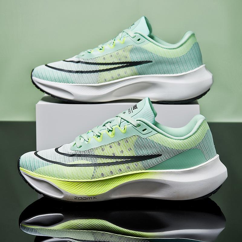 22 Summer New Casual Sports Shoes Breathable Running Shoes Lightweight Sneakers