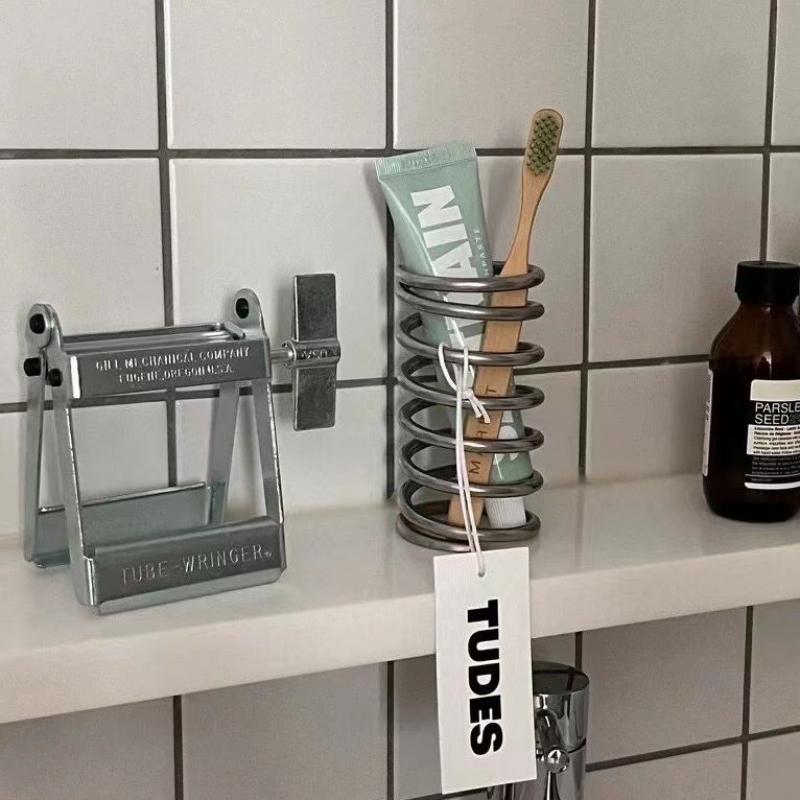 Multifunctional Bathroom Organiser Waterproof Toothbrush and Makeup Brush Organiser,Easy To Clean Accessory Organiser