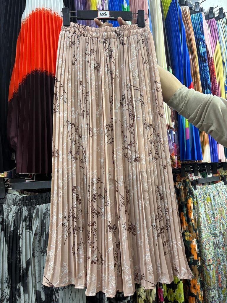 European & American Pleated Print Midi Skirt, Soft Chiffon Fabric, High Waist, Versatile Style