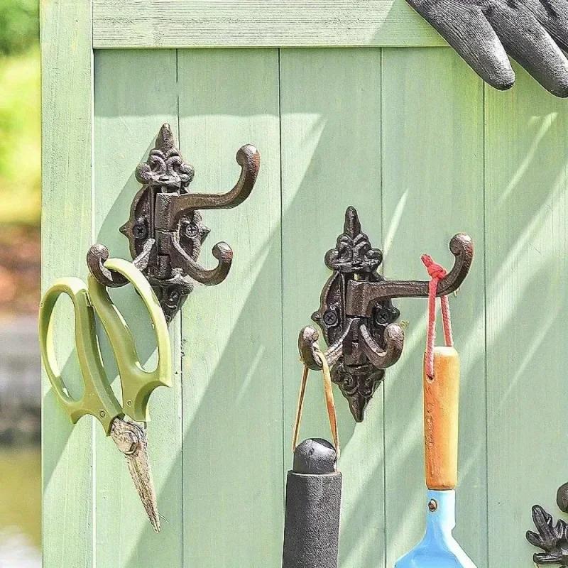 1 peça Ganchos Multifuncionais Vintage de Ferro Fundido, Fácil Instalação, Robusto e Durável, Design Giratório para Banheiro, Casa de Fazenda, Jardim, Garagem