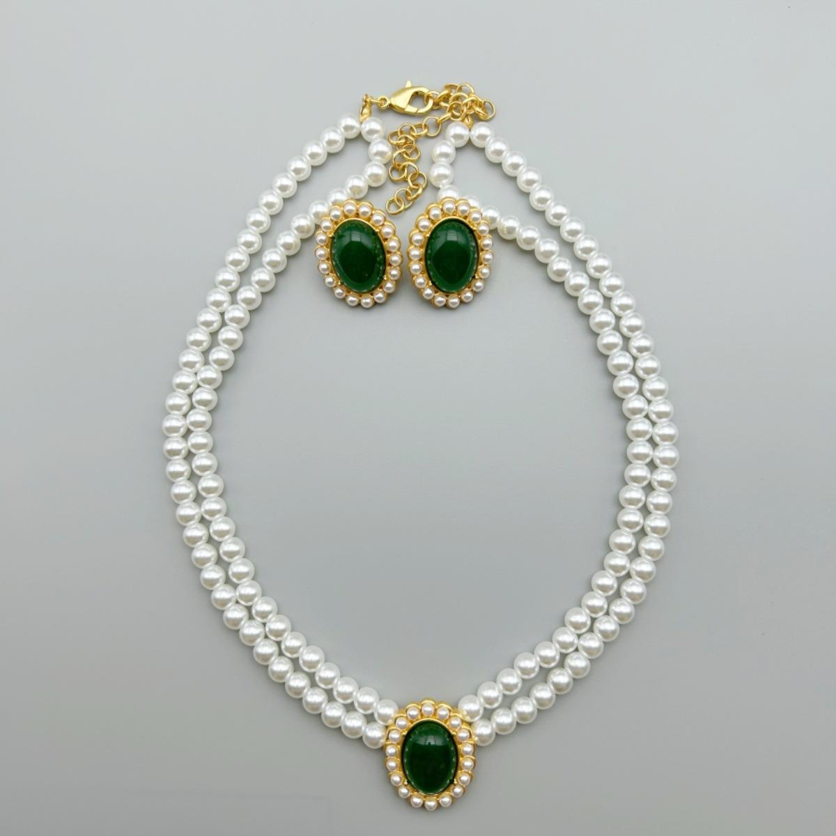 Vintage Necklace French Heavy Industry Handmade Bead Elegant Fashionable Versatile Emerald Green Glass Pearl Set