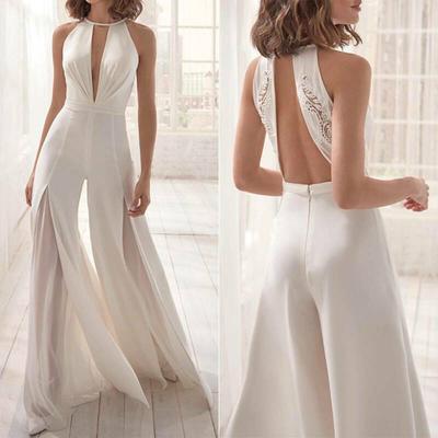 Ausgeschnittener Damen-Overall mit ärmellosem Neckholder und tiefem Ausschnitt