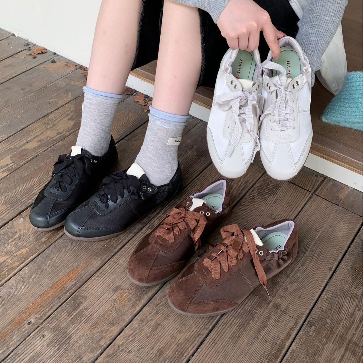 

2025 new round head lace-up round head flat bottom lazy running mountaineering sports and leisure women s single shoes 40 серый