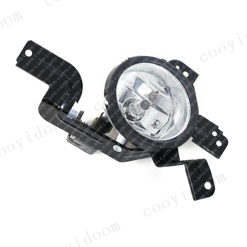 Car Front Bumper Light Fog Light Fog Lamp For Honda For CRV 2007 2008 2009 Fog Lamp Part Number 33951-SWA-H01 / 33901-SWA-H01