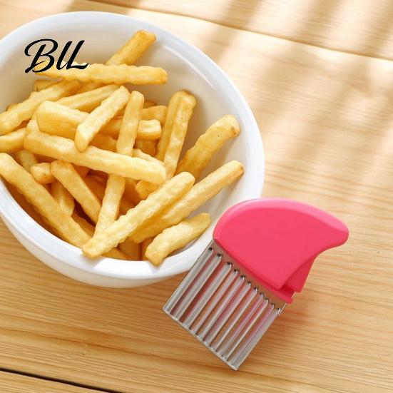 Effortless Food Prep Gadget Stainless Steel Potato Cutter, Wavy Blade French Fry Slicer, Manual Kitchen for Vegetables Energy Saving Chopper