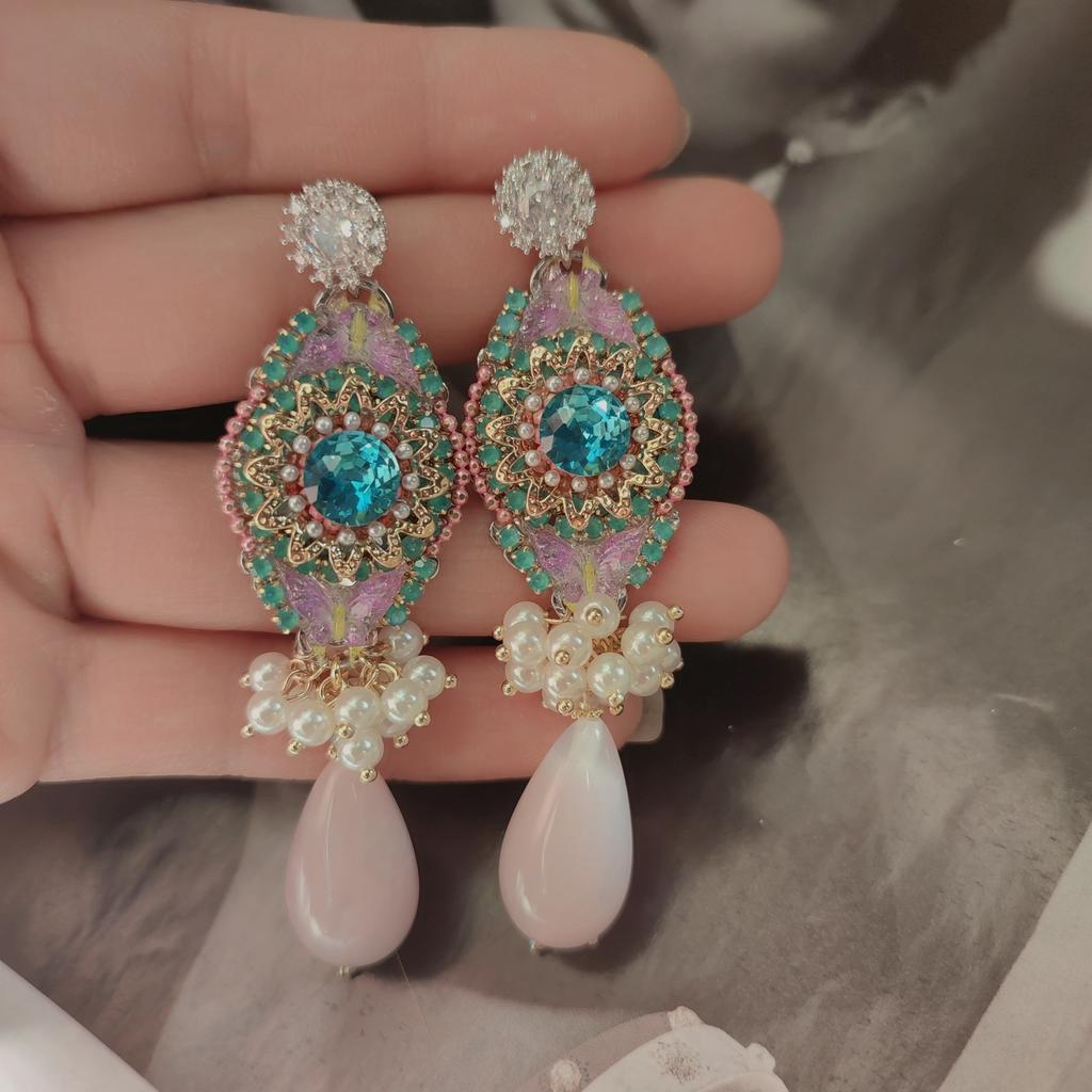 Silver needle zircon pearl water drop pendant earrings ethnic style retro fashion temperament earrings light luxury high-end earrings