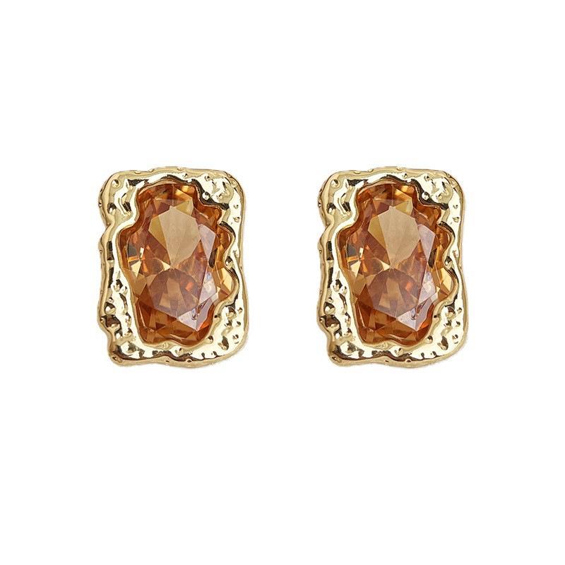 Retro Maillard Gradient Geometric Enamel Stud Earrings: Fashionable, Luxurious, High-End Women's Style