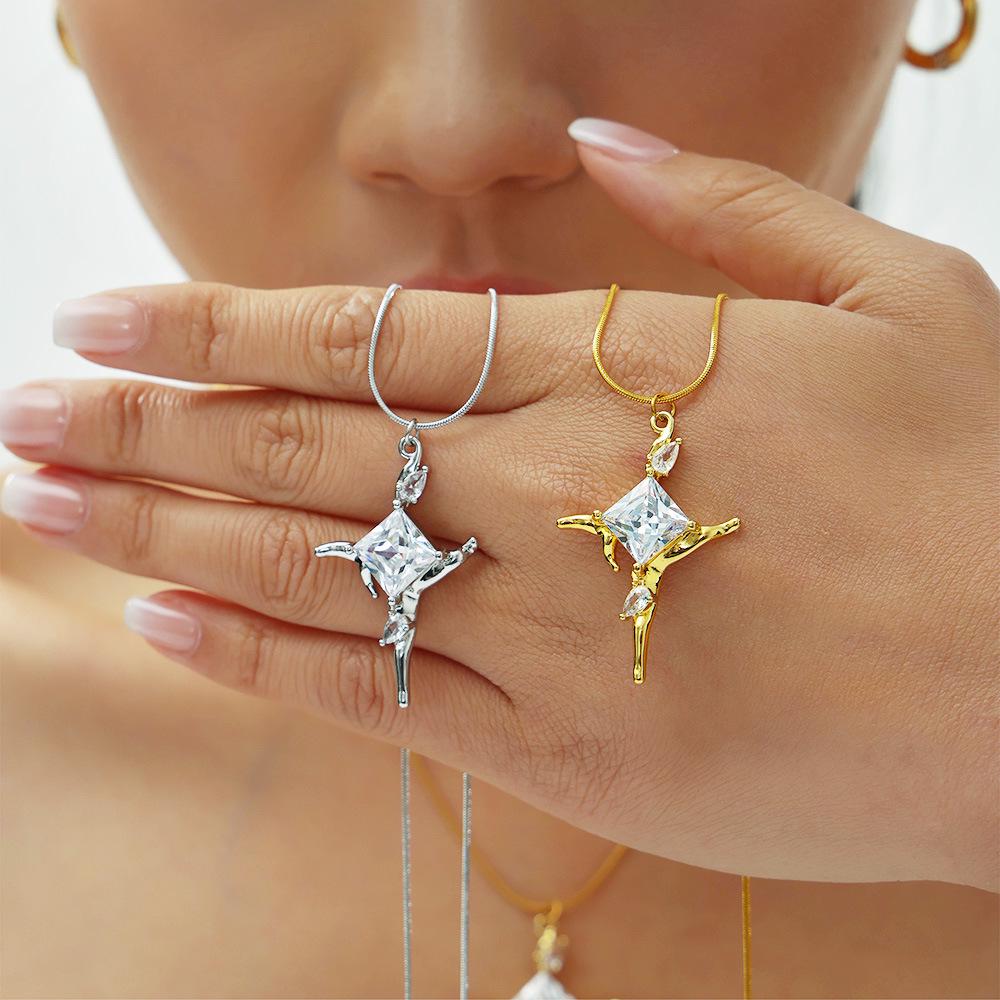 Qiong Yao Luxury Shimmering Star Zirconia Necklace with Personalized Stainless Steel Clavicle Chain, PVD Gold Plated.
