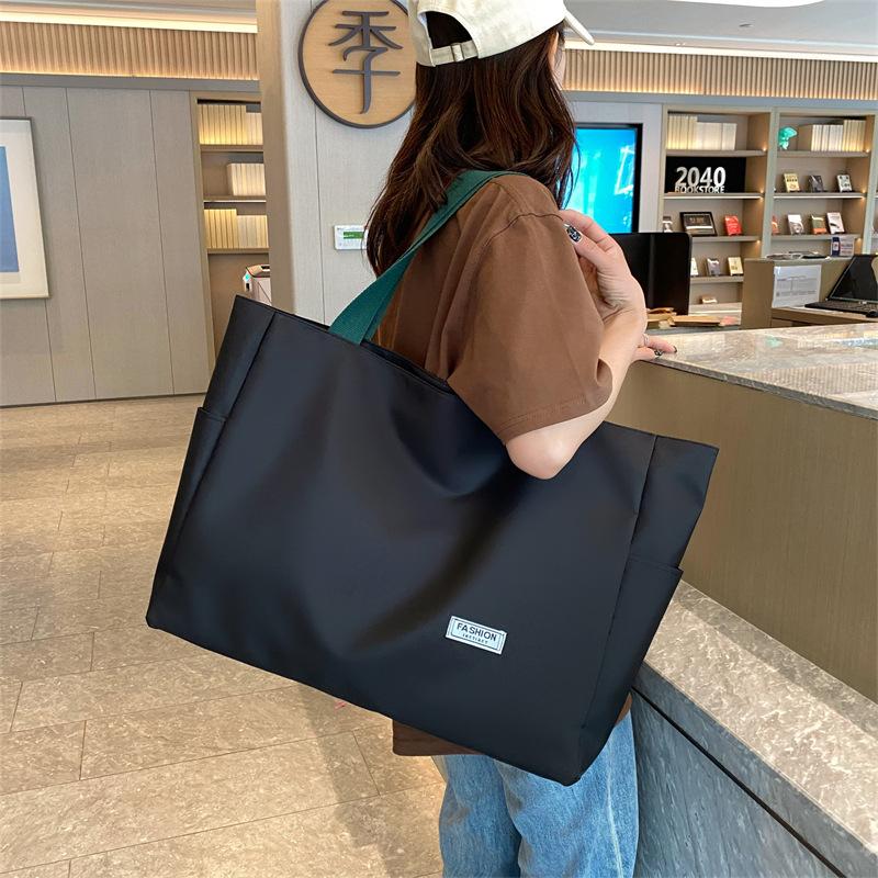 Travel Bag, Hand-held Fitness Bag, Business Trip Portable Bag, Commuting Bag for Work, Travel Luggage Bag
