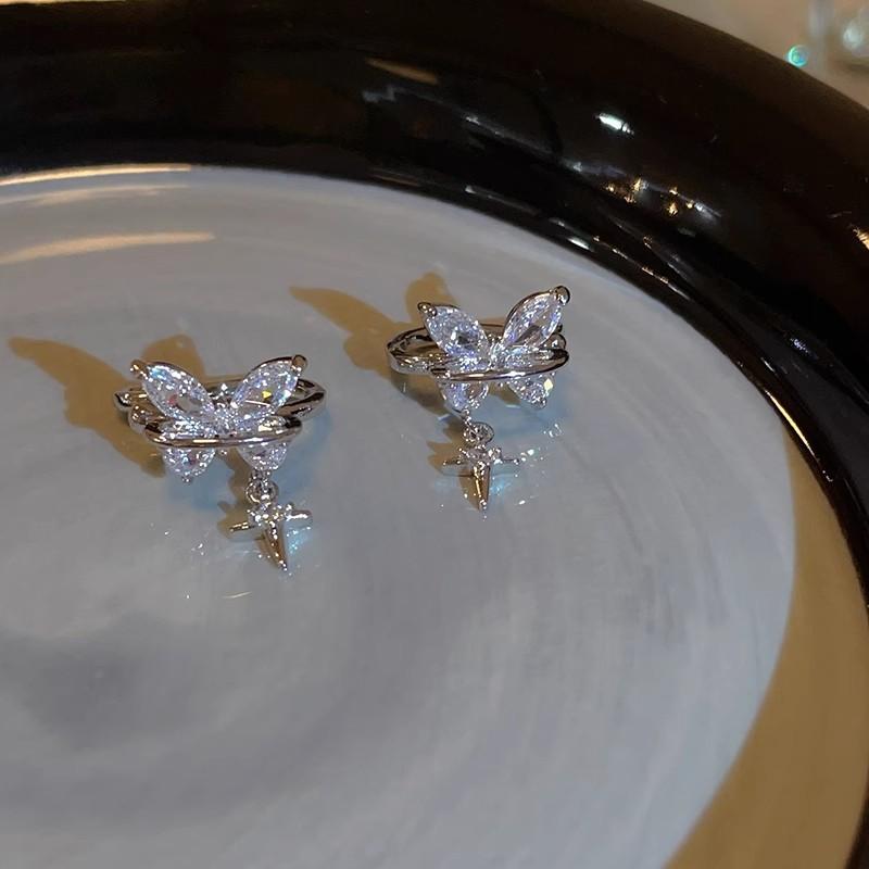 Pure zircon pendant, ear bone clip without ear hole butterfly new niche design ear clip female versatile