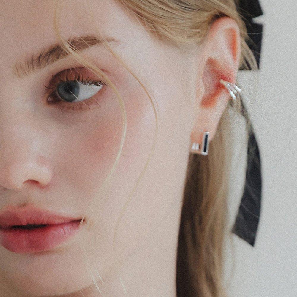 J.Lauren Angle Line Silver Ear Cuff M03931