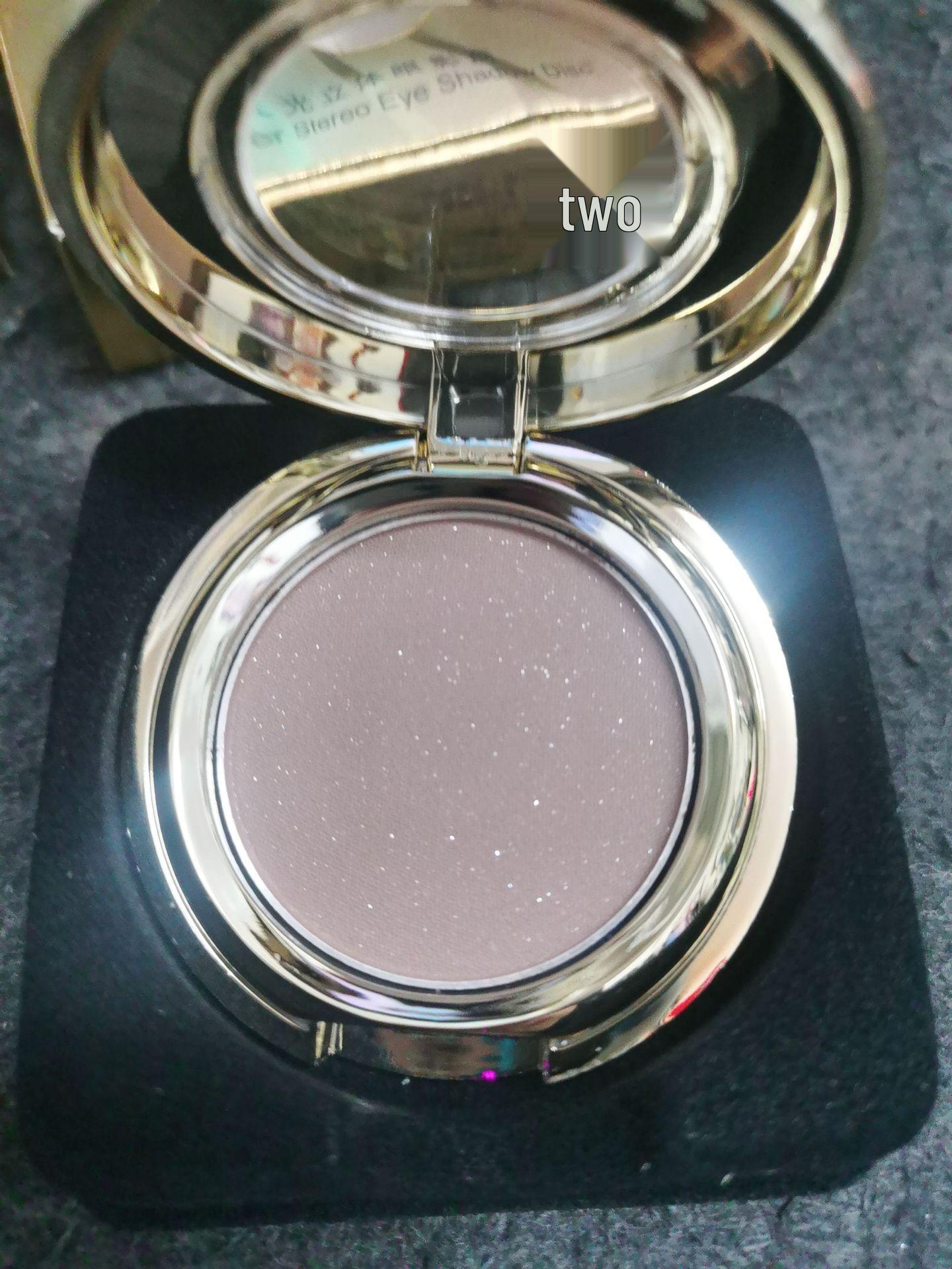 

Винни-Пух 3D Монохромные тени для век - Сенсация нюдового макияжа 3.5G