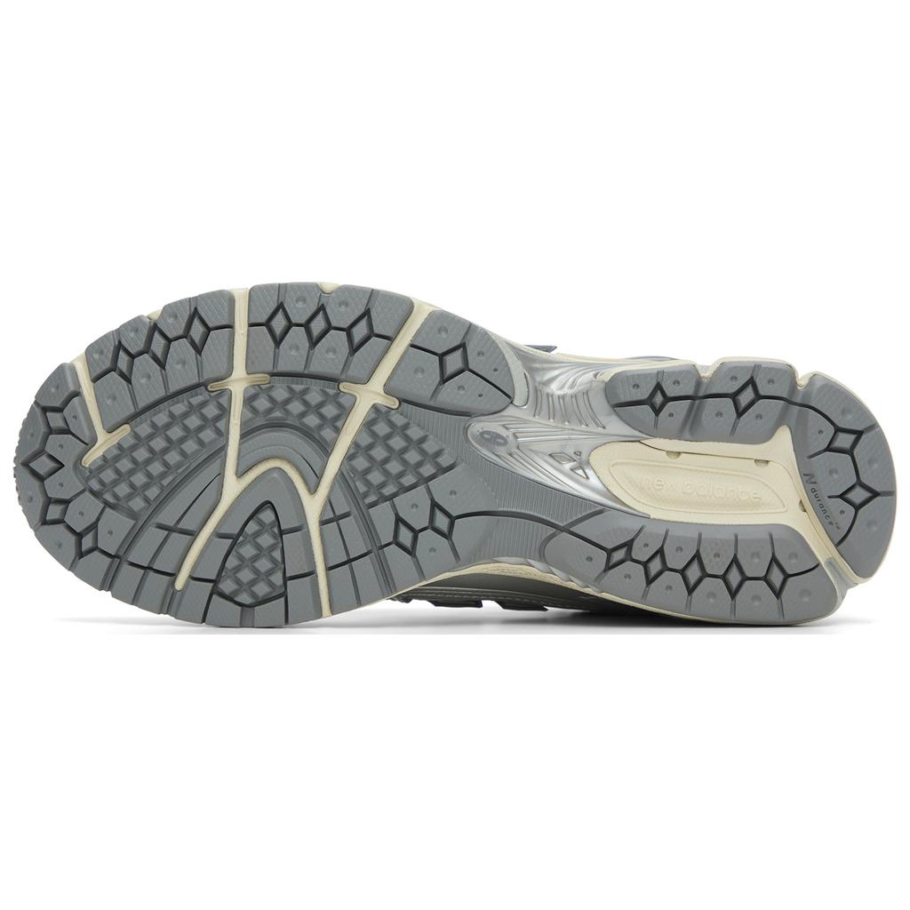 New Balance 1906R Weiß Silber Distressed Unisex Sneaker U1906RGC