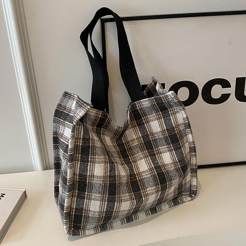 Herbst- und Winter-Retro-Wollentasche für Damen, neue koreanische Tragetasche, vielseitige, lässige, große Kapazität, Einzel-Schulter-Pendeltasche