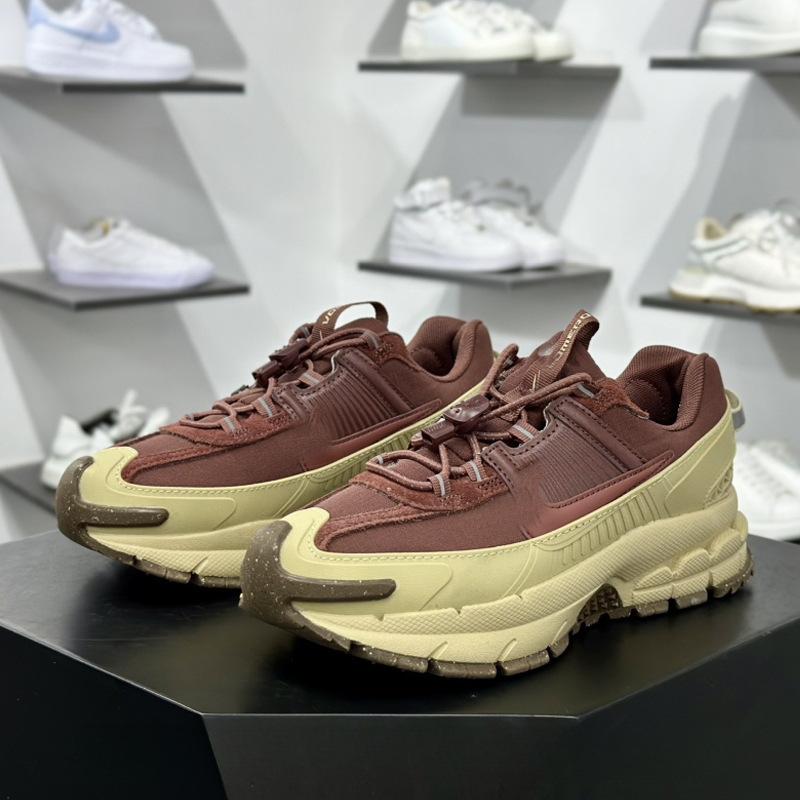 

Sneakers daddy shoes 45 кирпич красный