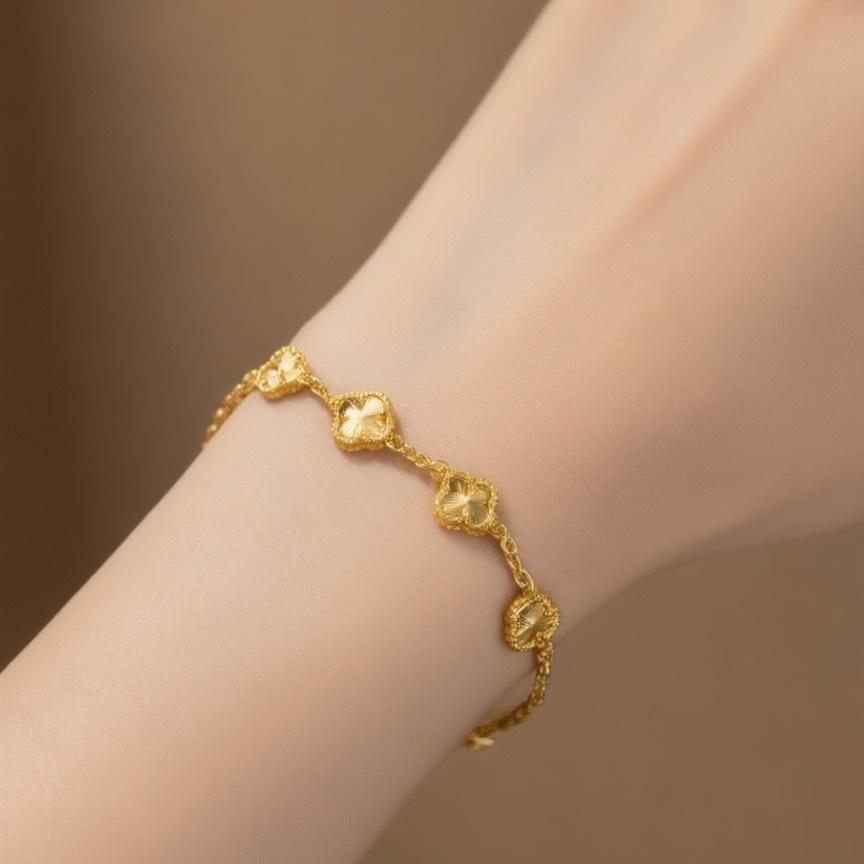 Vietnamese Gold-Tone Four-Leaf Clover Bracelet for Women: Luxurious, Elegant, Luck-Infused Five-Petal Design