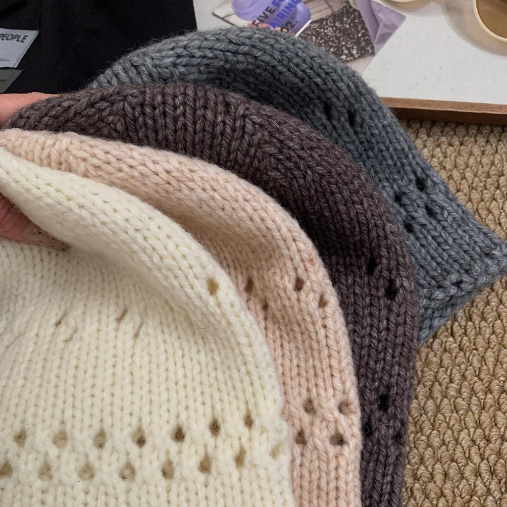 Hollow knitted headgear female niche retro literary temperament versatile big head circumference showing face small pullover hat