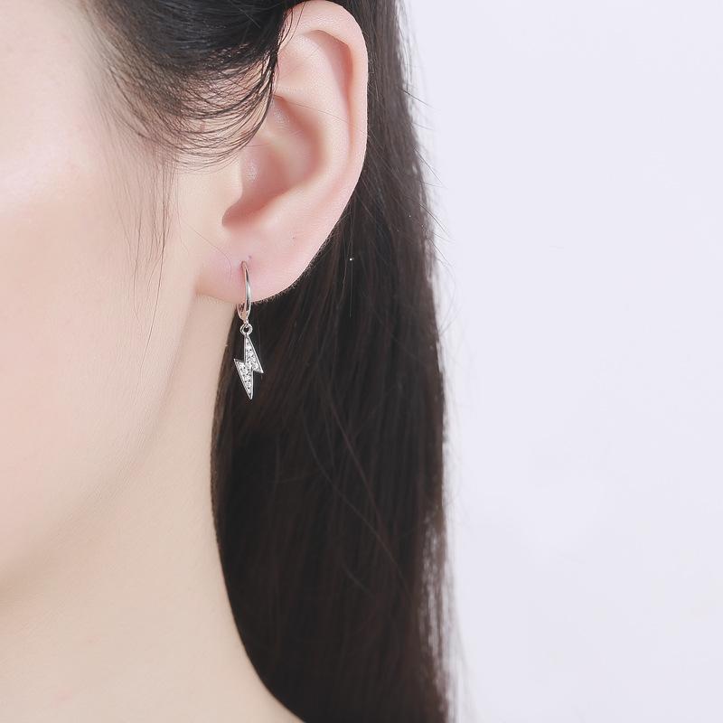 Fashion Popular Personality Unique Simple Lightning Ear Buckle Premium Earrings Earrings Earrings Girls