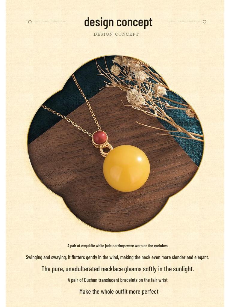 Influencer-Style Jade Pendant Necklace: Hanfu-Inspired Design with Amber Beeswax Accent