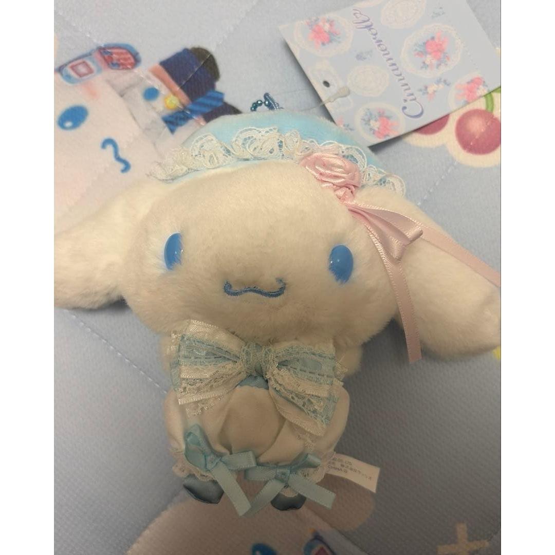 Sanrio White Frill Design Series Mascot Holder Cinnamoroll