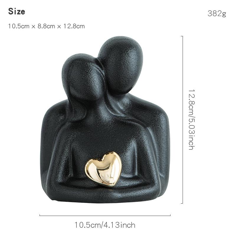 Ceramic Couple Figurine Creative Heart-shaped Human Sculpture Black and White Decorative Figure Room and Office Decoration Gift