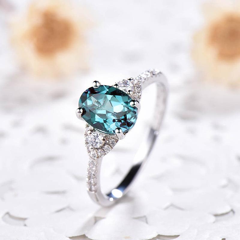 European And Korean Ring Women, Elliptical Geometric Design Simple Ring, Niche Elegant Triangle