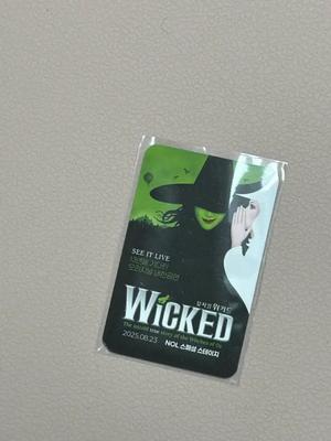 Three Types of Special Stage Photo Cards from the 2025 Wicked Korea Performance Are Now On Sale.