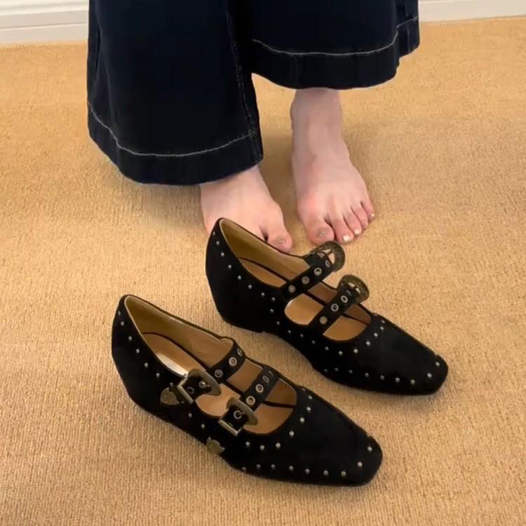 Soft leather version~ retro punk style inner height increase double buckle with rivets suede Mary Jane shoes fashionable shallow mouth small single sh