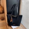 Casual retro temperament new armpit large capacity work commute go shoulder bag