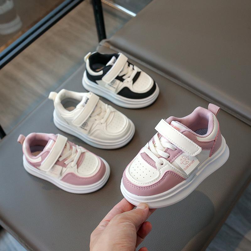 Children's shoes and girls' sports shoes 2025 spring and autumn new boys' leather waterproof casual white shoes baby board shoes