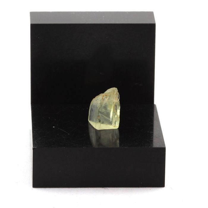 Pierres et Minéraux. Spodumene Hiddenite. 2.59 ct. Konar Province, Afghanistan.