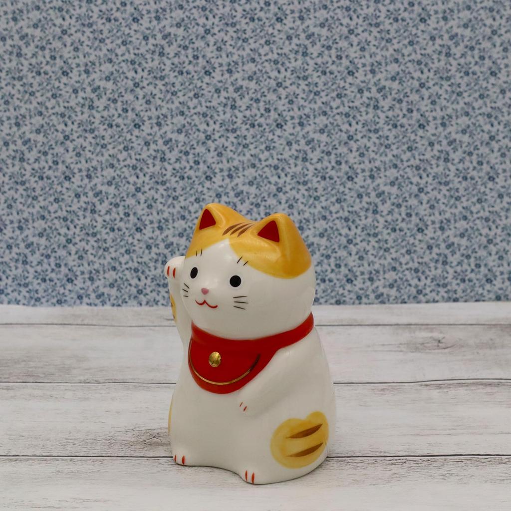 Yakushi Kiln Maneki-neko (Tygrys, Średni) Przynieś Szczęście (z naklejką Powodzenia)