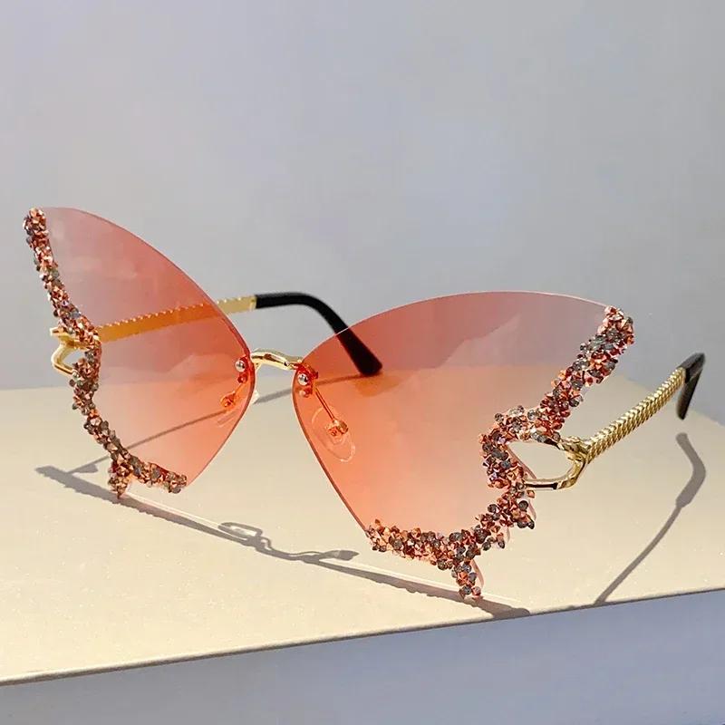 

KAMMPT Oversized Butterfly Sunglasses Fashion Vintage Rimless Gradient Eyewear with Rhinestones New Trendy Brand Designer Shades without case