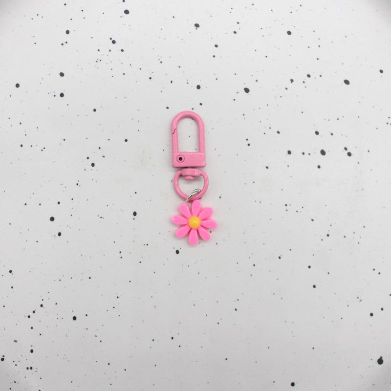 Colorful Daisy Revolving Door Keychain: Cute Heart Bag Charm Pendant