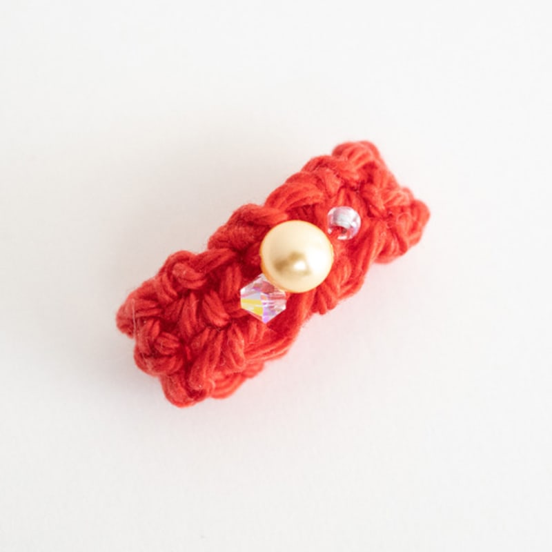 MERRYMOTIVE Gem with Knitted Ring (Red)