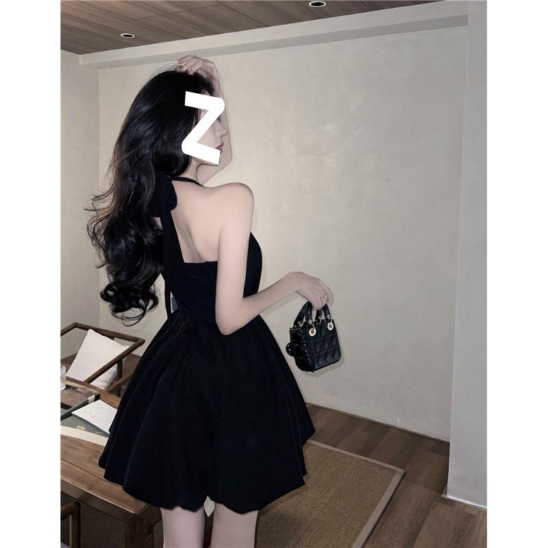 Pure desire spice girl with inner neck sling dress women's summer waist and thin temperament a word short skirt