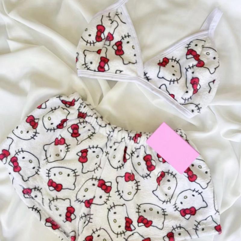 European and American Style Women s Cartoon Cat Pajama Set - Vest, Shorts, Underwear, and Outerwear Flannel Home Clothes Medium покинуть белый