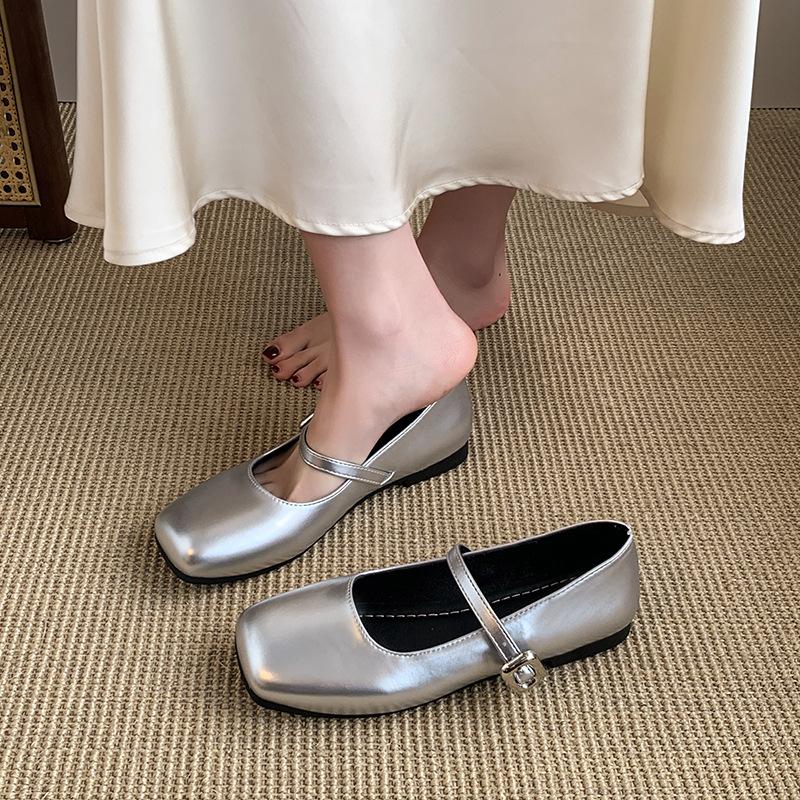 Temperament: square toe flat single shoes women s new summer retro Mary Jane small leather shoes pumps commuter shoes 35