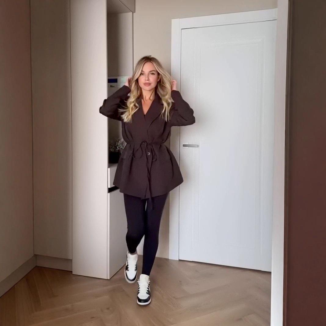 

European and American Style Long-Sleeve Trench Coat with Tie Waist - Fashionable Mid-Length Outerwear for Autumn 2025. XS