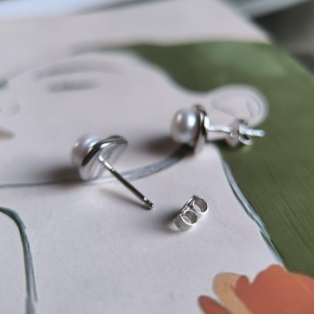 Серебряные серьги с натуральным жемчугом (2186663)