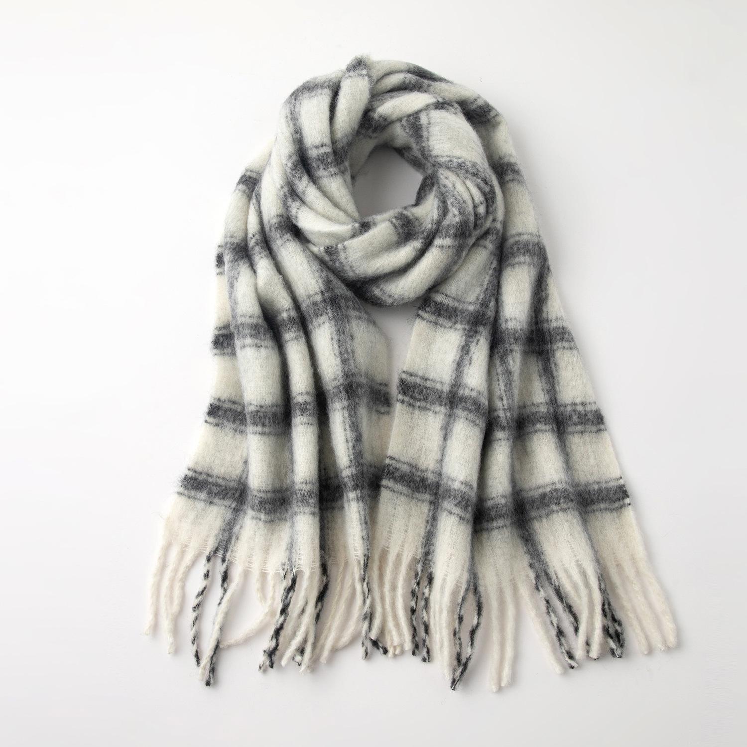 New Style Wool Plaid Unisex Scarf: European, American, Korean Versatile Tassel Design