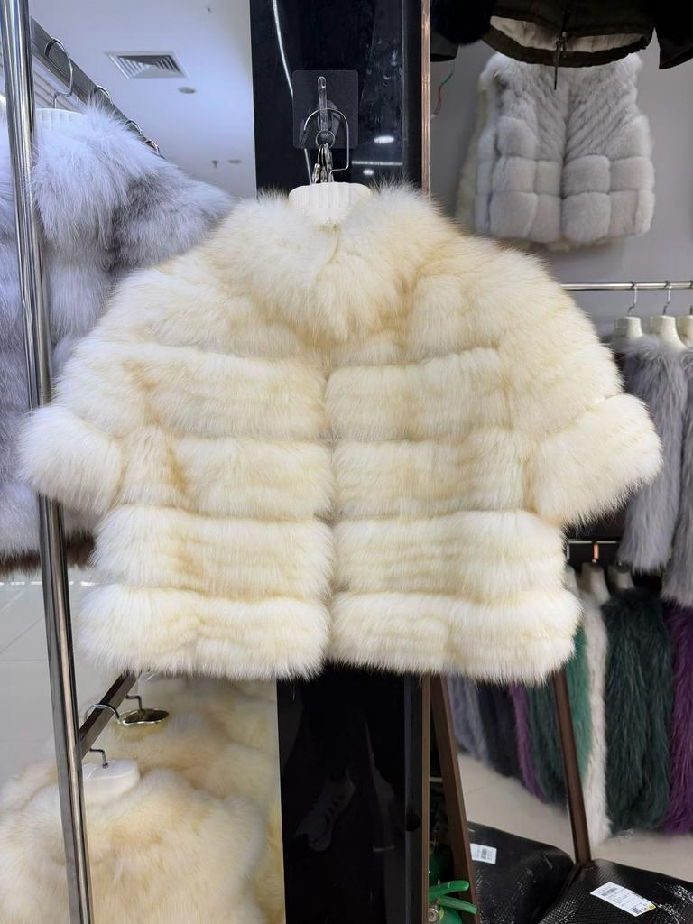 Winter new natural real fox fur coat women's fashion niche design short fur top