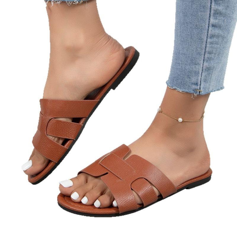 Large size round head one-word slippers women's summer new fashion outer wear women's sandals beach shoes