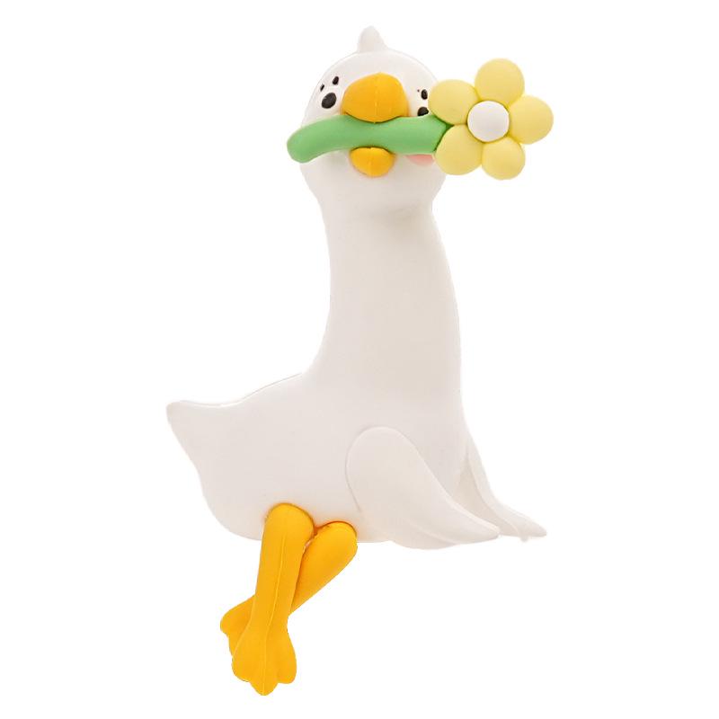 Adorable Cartoon Car Ornament for Console Display – Stylish Interior Decoration for Women
