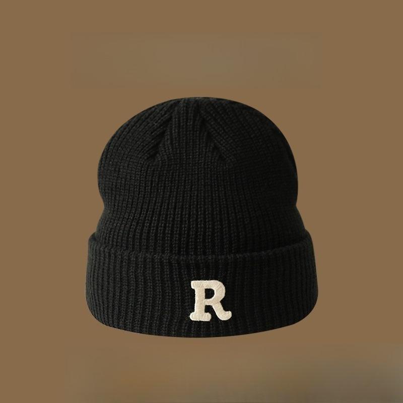 Autumn and Winter Letter R Standard Wool Hat, The Same for Men and Women, Simple and Versatile Knitted Hat, Cold-proof and Warm Cover, Cold Hat
