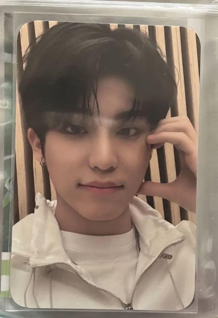 [USED] Treasure Jungwoo trading card pop-up