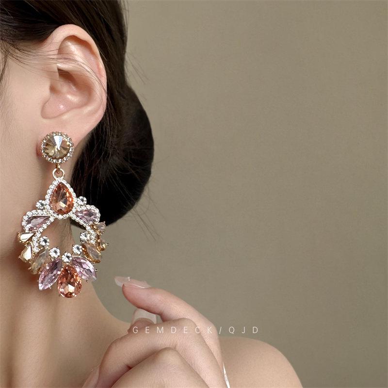 Silbernadel Hofstil Strass-Wassertropfen-Ohrstecker – Luxuriöse, Hochwertige, Modische Ohrstecker-Accessoires