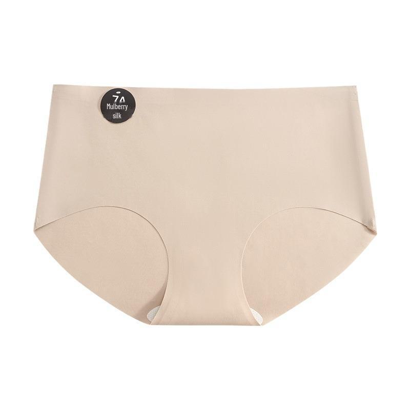 "Bonas Women's Seamless Mid-Waist Triangle Sports Shorts with Mulberry Silk Antibacterial Crotch"