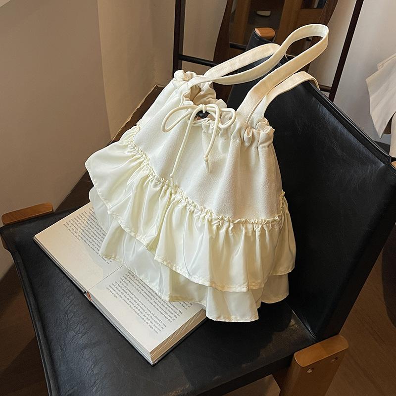 Fashion large-capacity bag women's new casual versatile canvas bag niche pleated shoulder tote bag